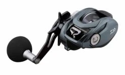 Daiwa Lexa TW 400 Baitcasting Reels -Professional Fishing Store LEXA300TWS side scaled 1